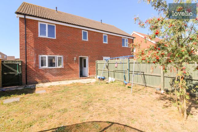 14 St. Helens Drive, Louth photo 2