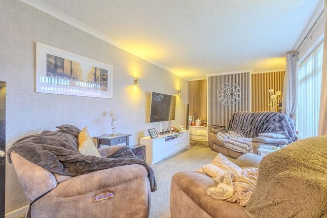 16, Glenartney Road, Chryston photo 3