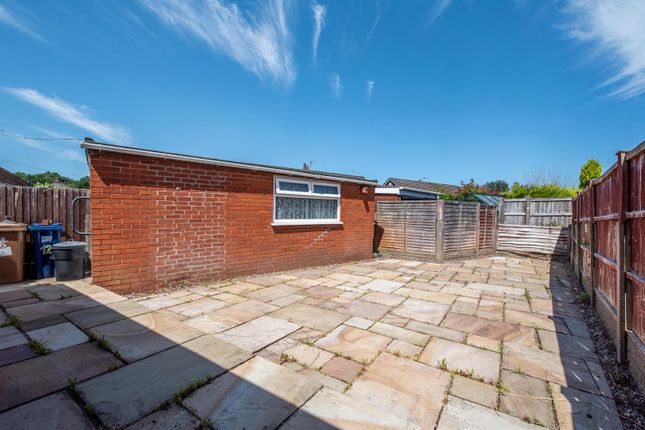 12, Fairhaven Road, Leyland photo 4