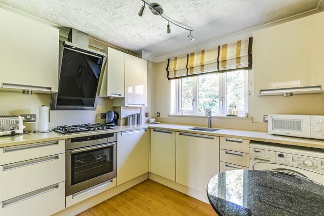 Flat for sale in Brighton Road, Coulsdon