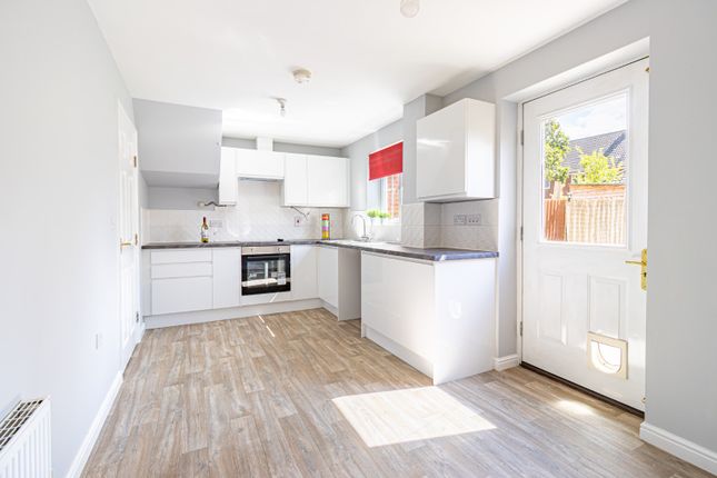 34 Deas Road, South Wootton, Norfolk photo 2