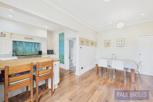 6, Westmorland Road, Trafford photo 3