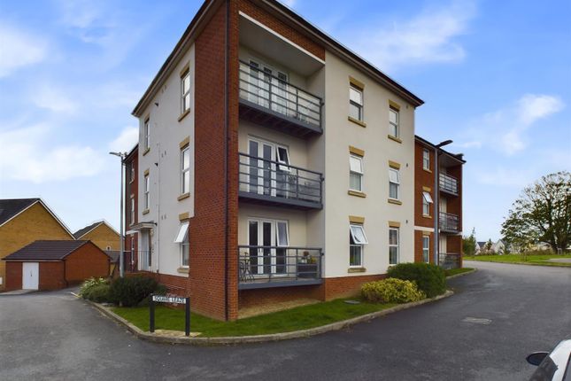 Thumbnail Flat for sale in Square Leaze, Patchway, Bristol