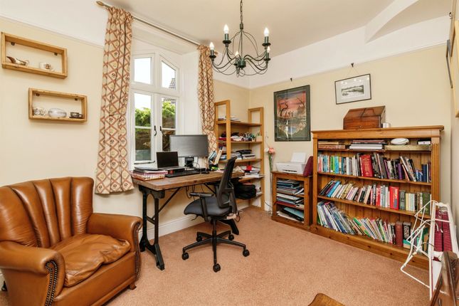 Station House, The Nurseries, Itchington Road, Wotton-Under-Edge photo 4