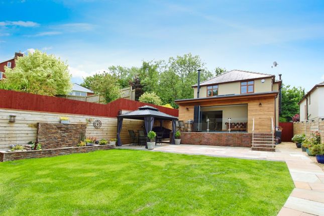 Thumbnail Detached house for sale in South Road, Sully, Penarth