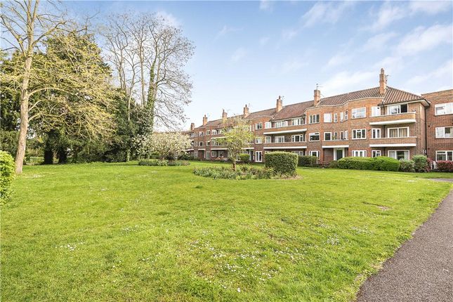 Flat for sale in Laleham Road, Staines-Upon-Thames, Surrey