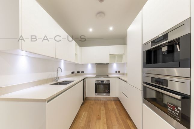Flat to rent in The Cascades, Finchley Road, London