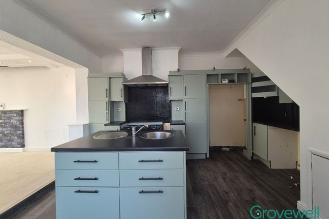 76 Barton Road, Manchester photo 5