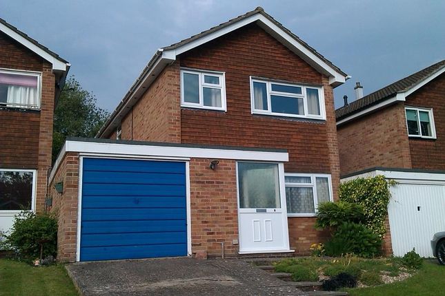 Thumbnail Detached house to rent in Ambrose Road, Tadley