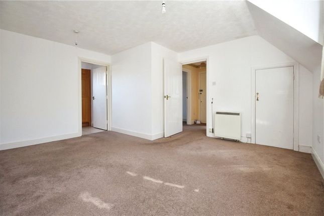 Flat for sale in Nightingale House, Great Well Drive, Romsey, Hampshire