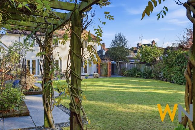 136, Ingrave Road, Brentwood photo 4