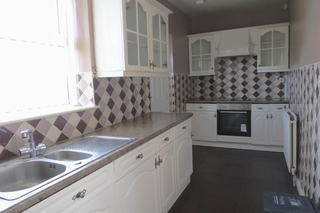 27, Queensway, Newcastle Upon Tyne photo 3