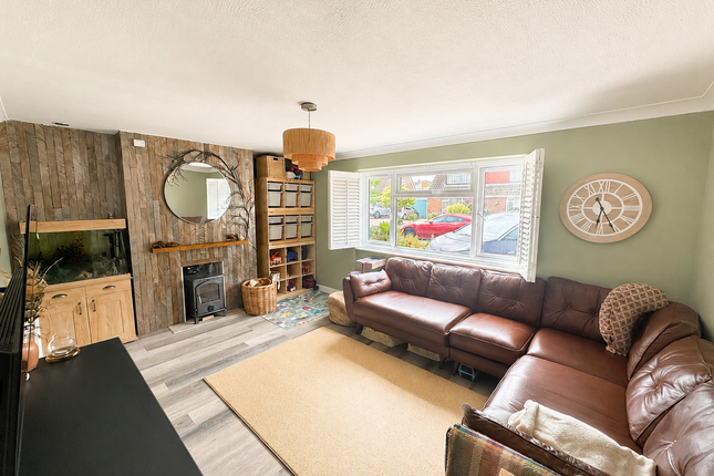 1, Fishers Close, Staplehurst photo 2
