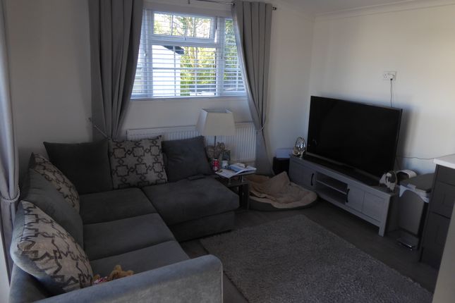9, Manor Park, Resugga Green, Penwithick, St Austell photo 3