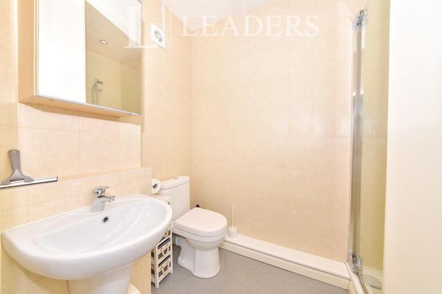 Room 5, 116, Huntly Grove, Huntly Grove photo 4