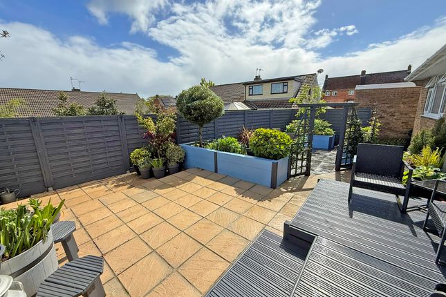 7, The Orchard, Scarborough photo 2