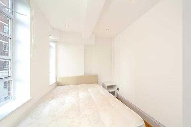 Flat 230, London photo 4