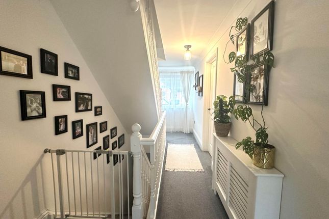 Town house for sale in Longfellow Close, Southdene