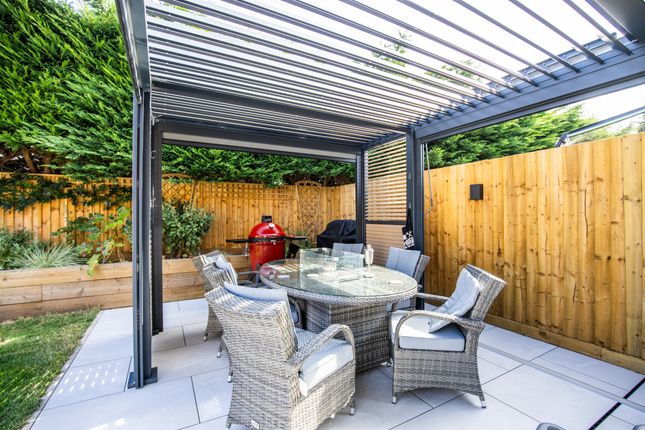 33, The Shires, Cardiff photo 3