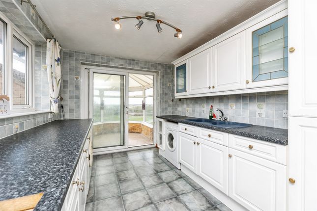 38, Springvale Rise, Pontefract photo 2