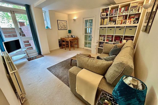 Flat 6a, 23 Parkfield Road South, Didsbury, Manchester photo 3