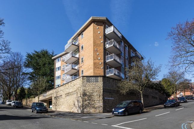Thumbnail Flat for sale in Cedar Lodge, Tunnel Road, The Park, Nottingham