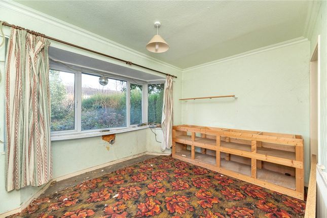 185, Staincliffe Road, West Yorkshire photo 2