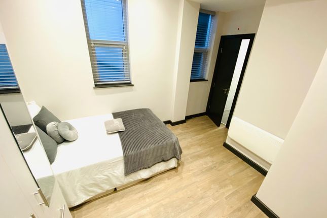 Room to rent in Stembridge Road, London
