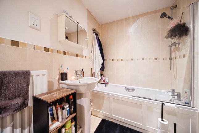 86, Dunthorne Way, Milton Keynes photo 4