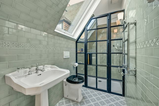Third En Suite