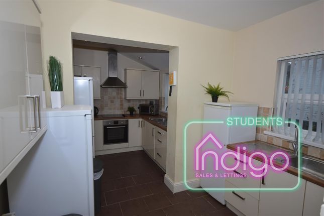 Room to rent in Water Street, Newcastle-Under-Lyme