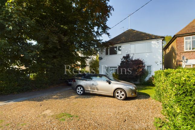 Thumbnail Maisonette for sale in Devon Road, South Darenth, Dartford, Kent