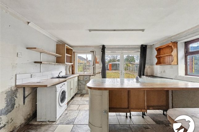 17, Bobbing Hill, Sittingbourne photo 4