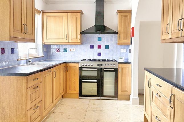 24, Grenville Road, Falmouth photo 3