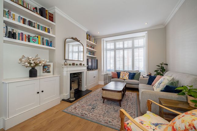 15, York Road, Brentford photo 2
