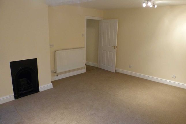 Flat to rent in High Street, Wallingford