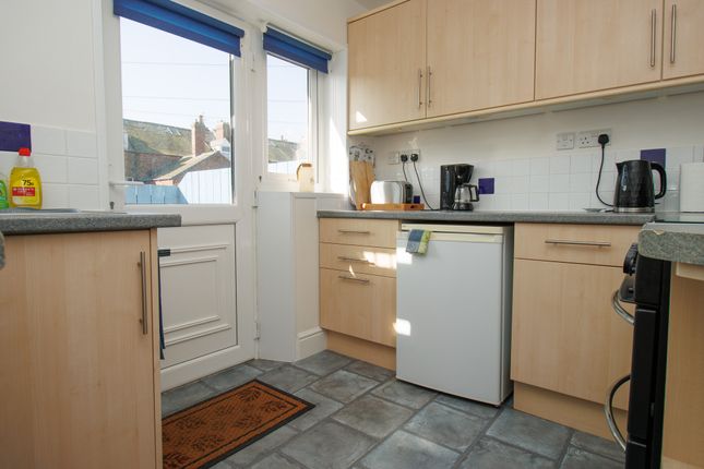 Flat 2, 18, Rutland Street, Filey photo 3