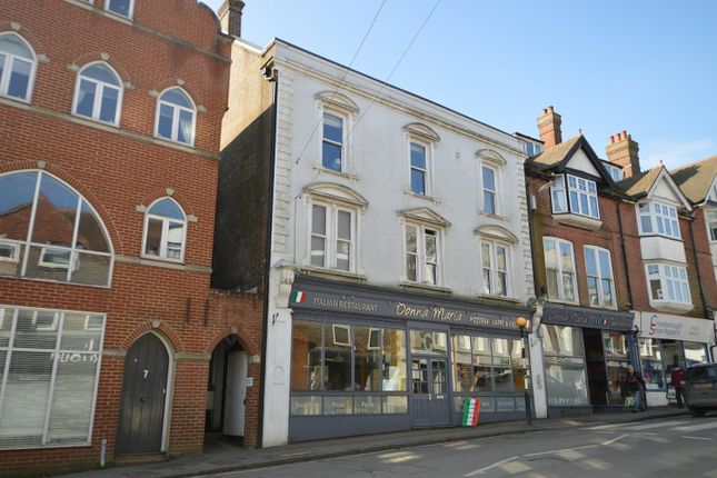 Flat to rent in The Broadway, Crowborough