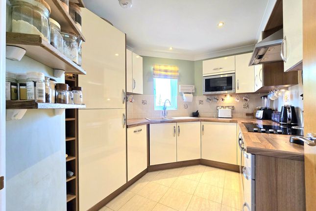 32, Molesworth Way, Holsworthy photo 3