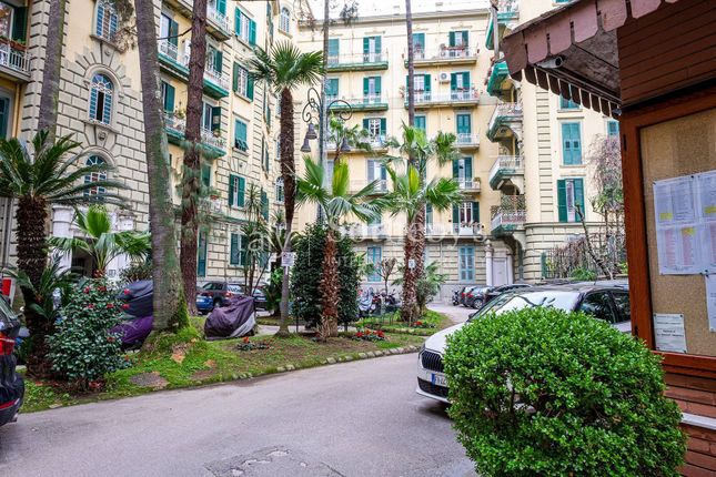 Apartment for sale in Via Raffaele Morghen, Napoli, Campania