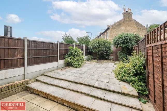 End terrace house to rent in Forest Road, London