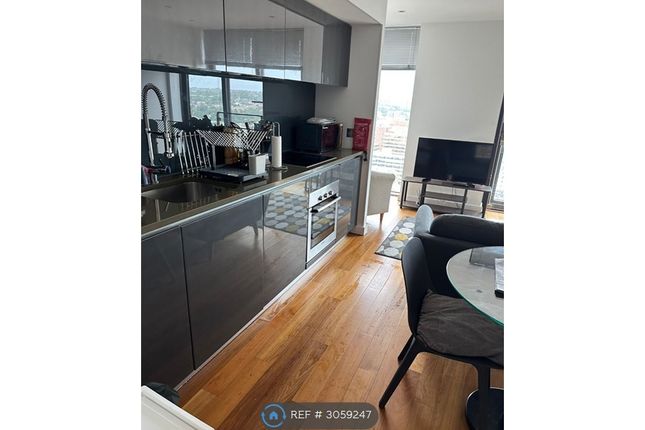 Apartment, City Lofts St Pauls St Pauls Square, Sheffield photo 3