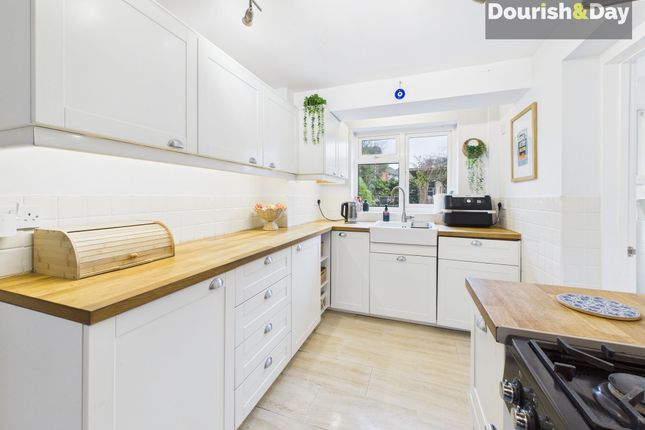 24 Babbacombe Avenue, Stafford photo 4