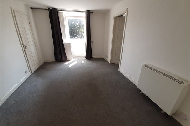 50, Benwell Close, NEWCASTLE UPON TYNE photo 4