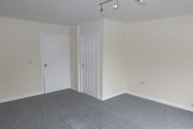 Property to rent in Dunsil Close, Mansfield