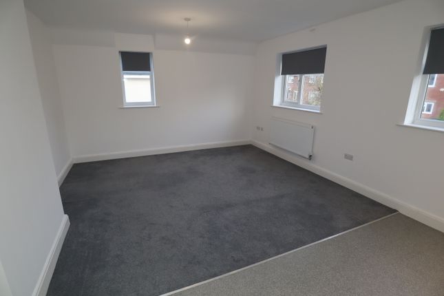 Flat 3, 13-14, Sheridan Close, Lincoln photo 2