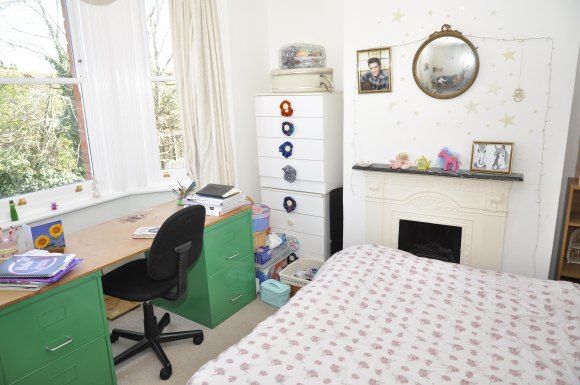 Thumbnail Shared accommodation to rent in Park Road, Farnham, Surrey