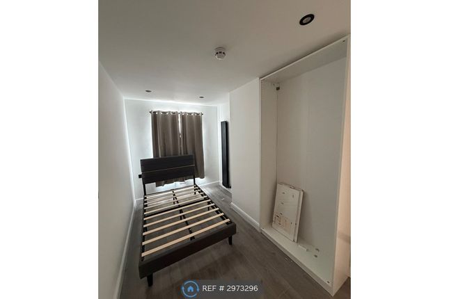 Railway Terrace, Rugby photo 5
