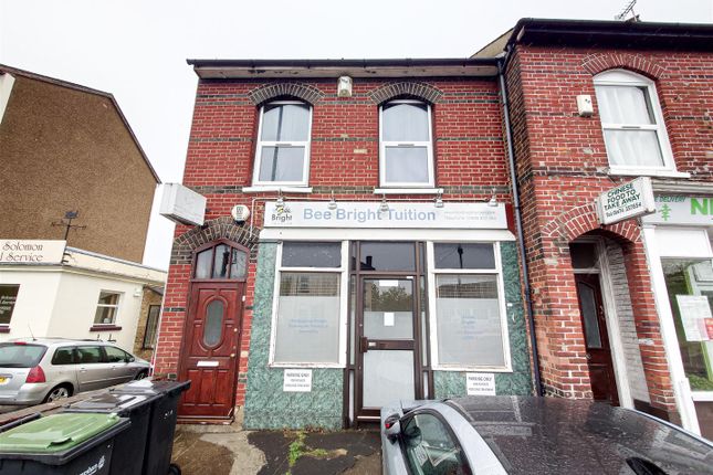 Commercial property to let in Darnley Road, Gravesend, Kent