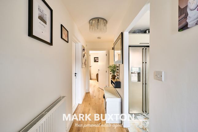 40 Willard Close, Newcastle-under-Lyme photo 4